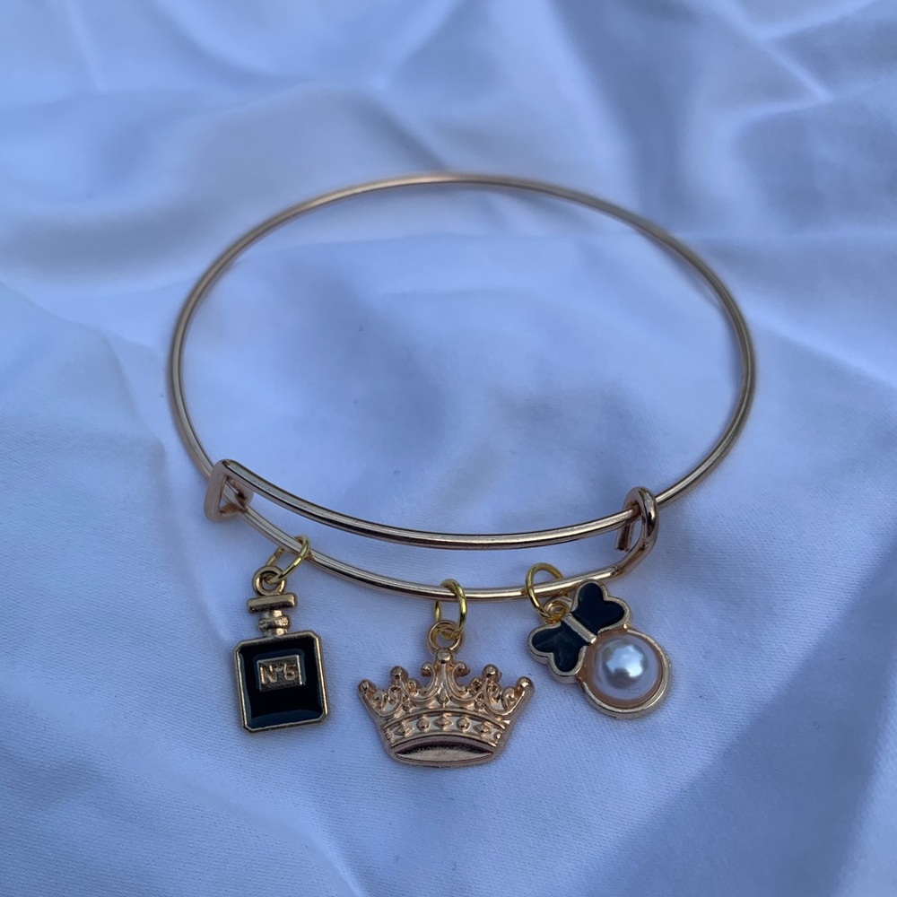 Brand New! Handmade! Adjustable Charm Bracelet - Picture 2 of 4